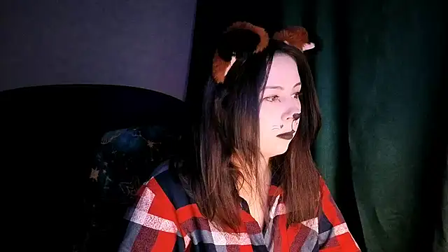 Snapshot of KattyySummer chatting on 06-06-26, 10:04 KattyySummer online show from 06-06-26, 10:04