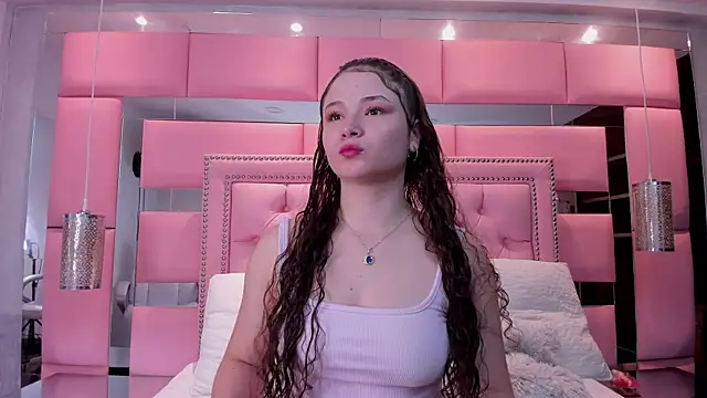 Snapshot of CamilaSaez chatting on 06-09-26, 12:50 CamilaSaez online show from 06-09-26, 12:50