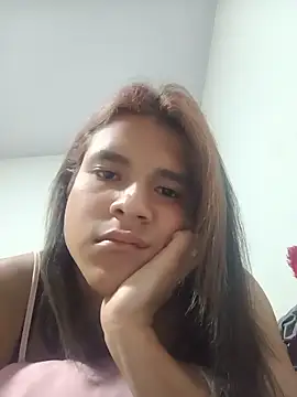 Snapshot of leilany_love_777 chatting on 06-12-26, 12:52 leilany love 777 online show from 06-12-26, 12:52