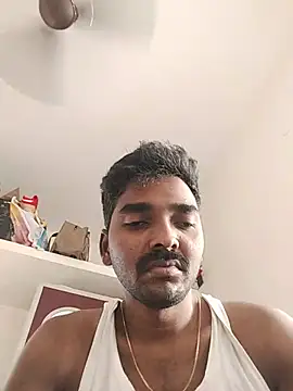 Snapshot of thangamsuji chatting on 07-15-26, 03:13 thangamsuji online show from 07-15-26, 03:13