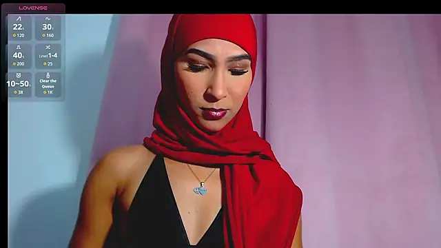 Snapshot of Malikaa__ chatting on 06-13-26, 02:09 Malikaa online show from 06-13-26, 02:09