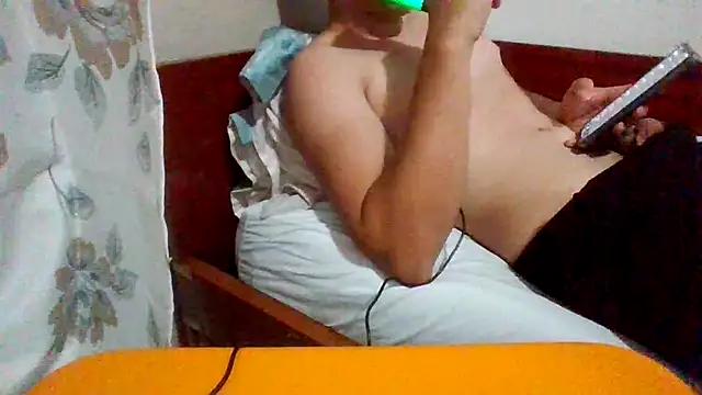 Snapshot of erdildo chatting on 06-03-26, 10:47 erdildo online show from 06-03-26, 10:47