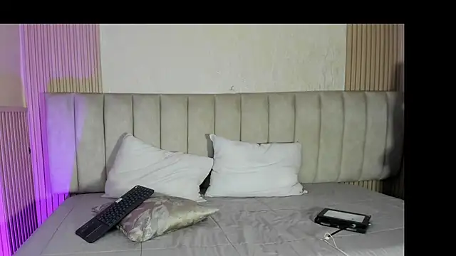 julimonroe  online show from 06-27-26, 01:33