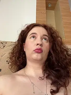 Snapshot of Red_Angel7 chatting on 06-10-26, 10:16 Red Angel7 online show from 06-10-26, 10:16