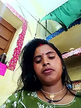 Snapshot of KRITIKA01990 chatting on 06-08-26, 03:51 KRITIKA01990 online show from 06-08-26, 03:51