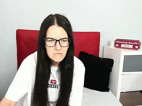 Snapshot of NadiaXlove chatting on 07-09-26, 02:49 NadiaXlove online show from 07-09-26, 02:49