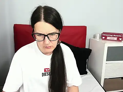 Snapshot of NadiaXlove chatting on 07-08-26, 02:29 NadiaXlove online show from 07-08-26, 02:29