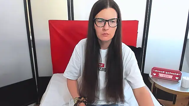 Snapshot of NadiaXlove chatting on 06-30-26, 03:01 NadiaXlove online show from 06-30-26, 03:01