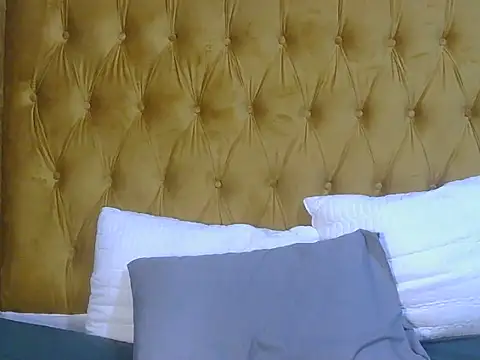 Snapshot of sweetcandyxxx24 chatting on 06-07-26, 03:56 sweetcandyxxx24 online show from 06-07-26, 03:56