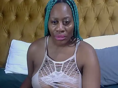 Snapshot of sweetcandyxxx24 chatting on 06-10-26, 05:47 sweetcandyxxx24 online show from 06-10-26, 05:47