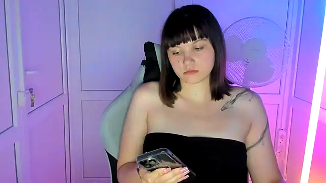 Vanilla Vixen online show from 07-02-26, 04:07