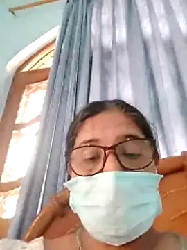 Snapshot of Hina4577 chatting on 06-10-26, 05:19 Hina4577 online show from 06-10-26, 05:19