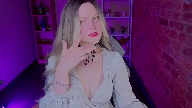 Snapshot of AuroraGlo chatting on 06-04-26, 09:30 AuroraGlo online show from 06-04-26, 09:30