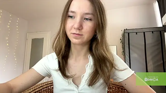 smalllisa online show from 06-30-26, 03:45