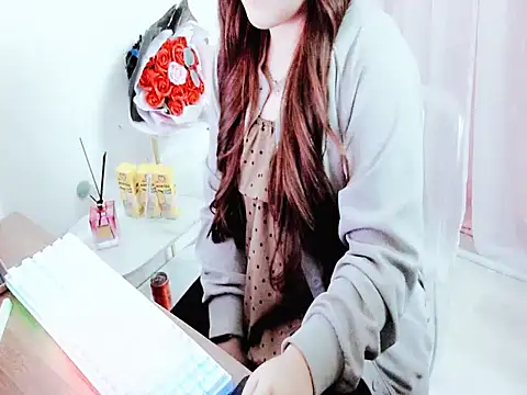 Snapshot of QiQiii chatting on 06-11-26, 03:58 QiQiii online show from 06-11-26, 03:58