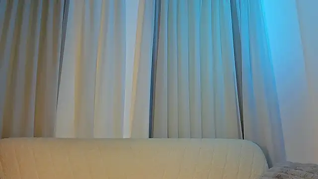 ValentinaMonroee online show from 06-24-26, 07:22