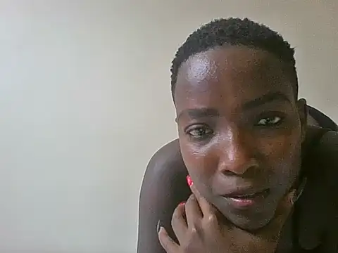 Snapshot of Sexxi_queen24 chatting on 06-18-26, 10:20 Sexxi queen24 online show from 06-18-26, 10:20