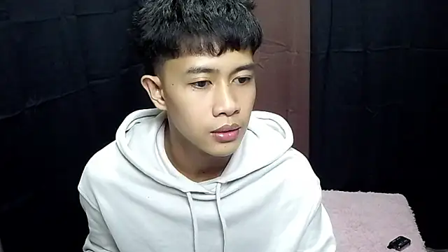 Hottwink09 online show from 06-19-26, 03:29