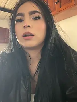 Snapshot of Sara_fernandez- chatting on 06-09-26, 12:28 Sara fernandez- online show from 06-09-26, 12:28