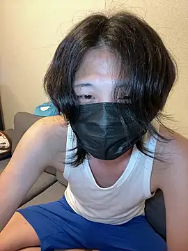 Snapshot of Natsu_x_ chatting on 06-21-26, 10:21 Natsu x online show from 06-21-26, 10:21