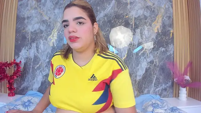 Snapshot of AMMY_HONEY chatting on 06-19-26, 07:52 AMMY HONEY online show from 06-19-26, 07:52