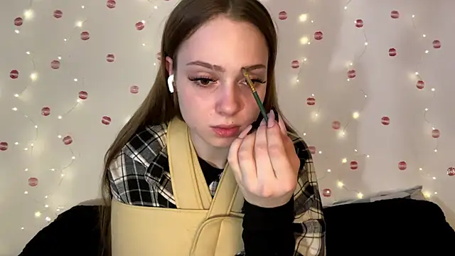 itskylieee online show from 06-30-26, 12:38
