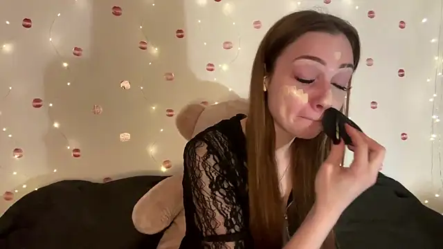 itskylieee online show from 07-24-26, 09:38