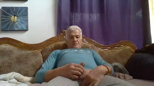 Snapshot of sexafroditaxl chatting on 06-12-26, 12:47 sexafroditaxl online show from 06-12-26, 12:47