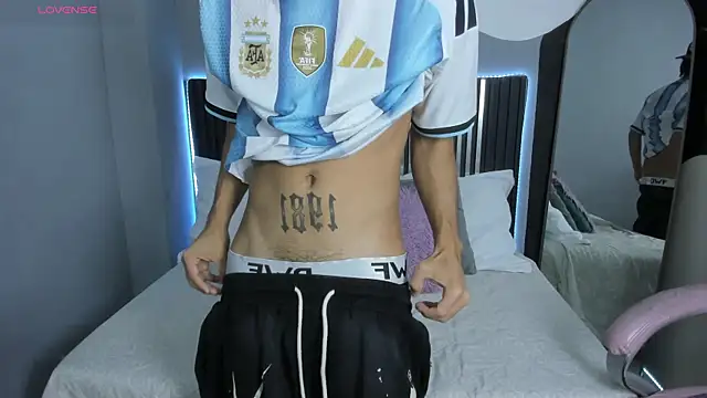 Axel Mendozaa online show from 07-15-26, 08:27