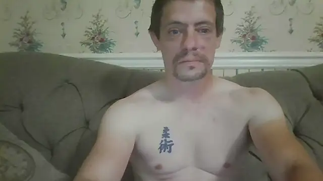 Snapshot of Daddy_Smallz_xxx chatting on 06-15-26, 01:17 Daddy Smallz xxx online show from 06-15-26, 01:17