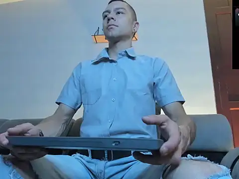 Tayler millers  online show from 07-18-26, 08:06