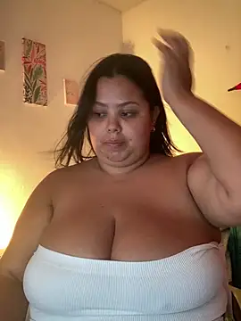 Snapshot of jasminboobs_4 chatting on 06-06-26, 11:04 jasminboobs 4 online show from 06-06-26, 11:04
