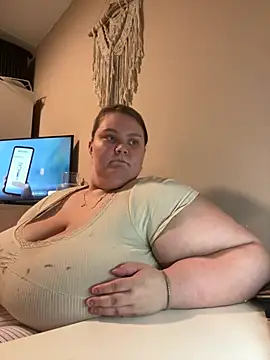 Snapshot of chubbyqueenbb chatting on 06-04-26, 08:57 chubbyqueenbb online show from 06-04-26, 08:57