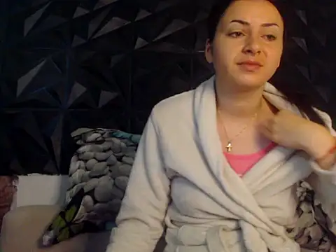 NaughtyRose1 online show from 06-08-26, 03:51