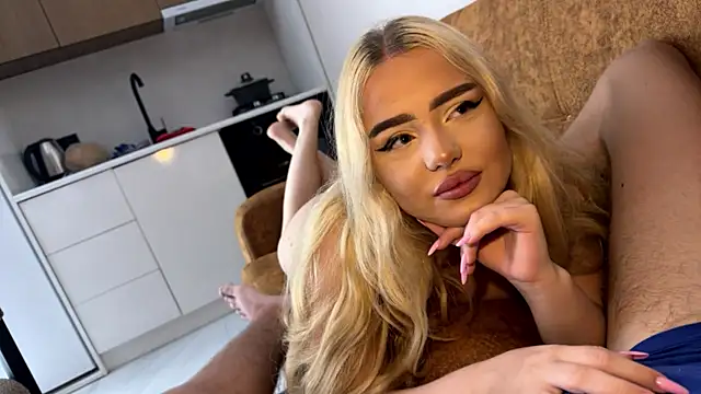 Blonde88888 online show from 07-26-26, 12:39