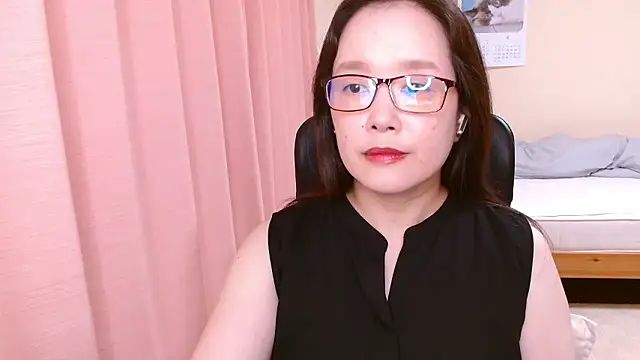 LENA-xo online show from 07-19-26, 06:00