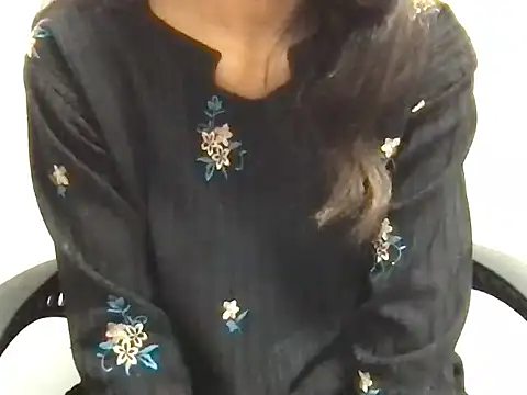 Snapshot of SIMRAN_RANI chatting on 06-07-26, 06:07 SIMRAN RANI online show from 06-07-26, 06:07