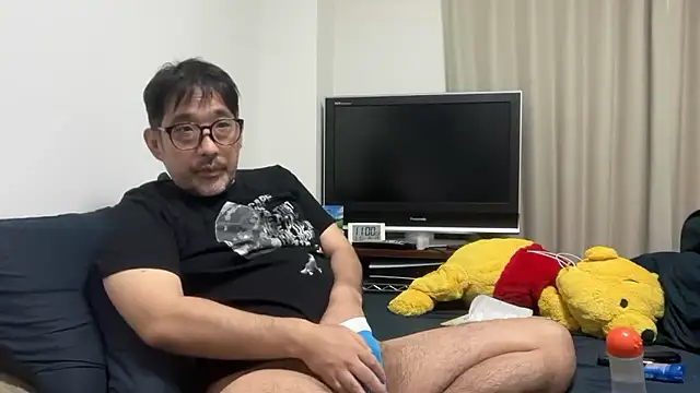 komadanaoki online show from 06-30-26, 02:00