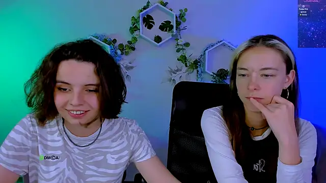Snapshot of lia_dream_ chatting on 06-16-26, 02:06 lia dream online show from 06-16-26, 02:06