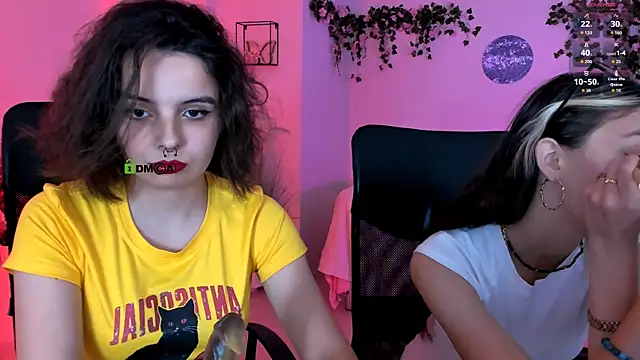 Snapshot of lia_dream_ chatting on 07-30-26, 08:46 lia dream online show from 07-30-26, 08:46