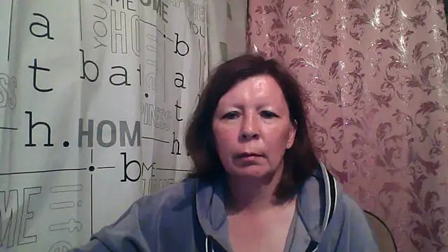 Snapshot of Schastlivaya43 chatting on 06-08-26, 08:09 Schastlivaya43 online show from 06-08-26, 08:09