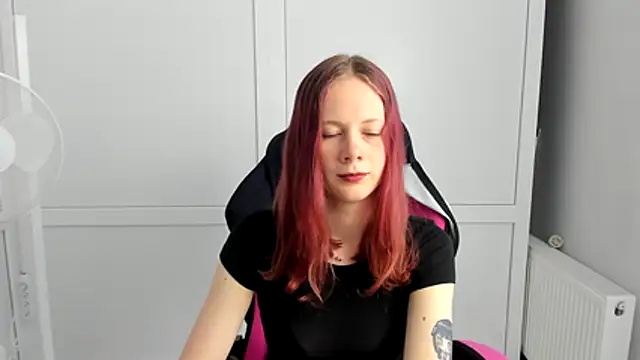 Skylar spring online show from 07-10-26, 06:02