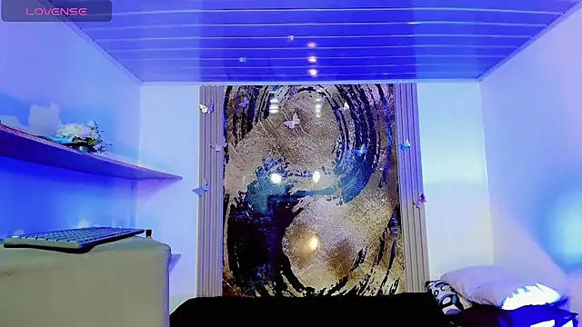 lisa armas online show from 06-25-26, 03:15