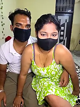 Snapshot of Aliya_roy22 chatting on 06-10-26, 04:52 Aliya roy22 online show from 06-10-26, 04:52