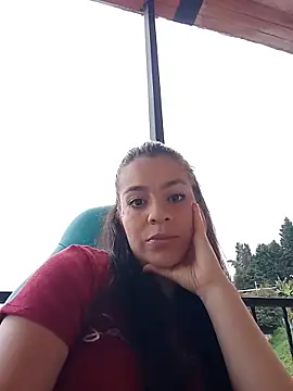 Snapshot of shaira_white chatting on 06-04-26, 05:39 shaira white online show from 06-04-26, 05:39