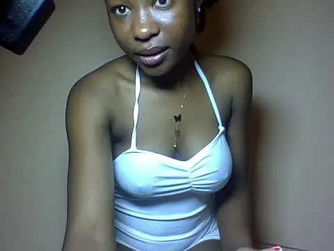 Snapshot of EbonyJuly chatting on 06-04-26, 07:07 EbonyJuly online show from 06-04-26, 07:07