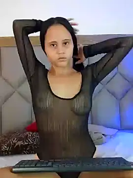Snapshot of VeraLuna chatting on 06-09-26, 12:17 VeraLuna online show from 06-09-26, 12:17