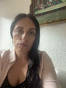 CatalinaSantana83 online show from 06-10-26, 01:07