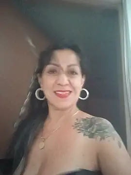 Snapshot of awezomepenelope chatting on 06-07-26, 06:24 awezomepenelope online show from 06-07-26, 06:24