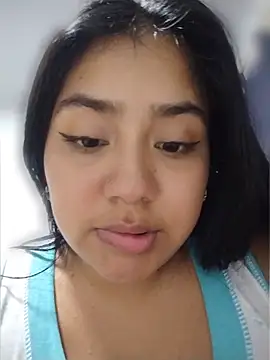 Snapshot of Amber_Herrera chatting on 06-11-26, 01:27 Amber Herrera online show from 06-11-26, 01:27